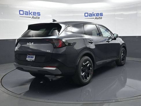 New 2027 Kia Sportage S FWD image 7