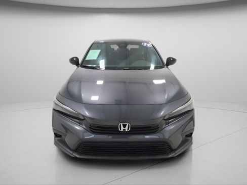 Used 2024 Honda Civic Sport image 2