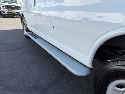 Used 2024 GMC Savana 2500 w/ Driver Convenience Package image 32