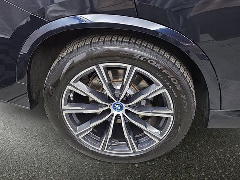 Used 2023 BMW X5 xDrive45e w/ M Sport Package image 34