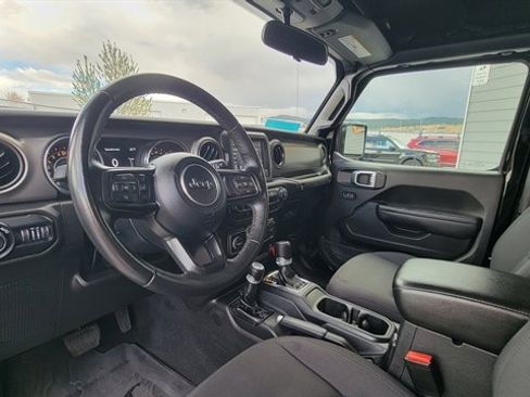 Used 2022 Jeep Wrangler Sport image 38