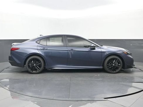New 2026 Toyota Camry SE FWD image 2