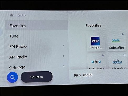 Used 2024 Toyota Venza Nightshade image 23