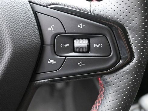 Used 2024 Chevrolet Trax RS w/ Driver Confidence Package image 14