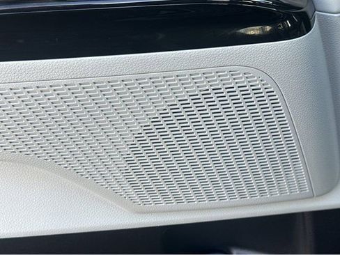 Certified 2024 Kia Carnival SX image 37