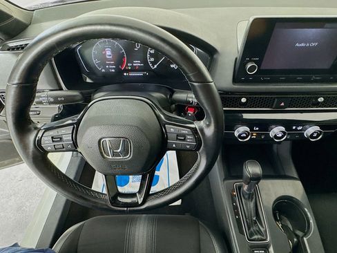 Used 2022 Honda Civic Sport image 14