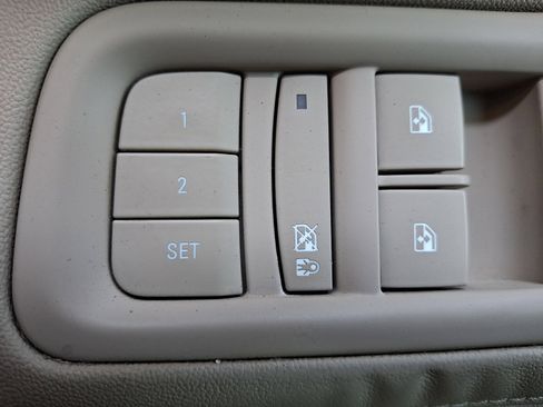 Used 2014 Buick LaCrosse Leather image 25