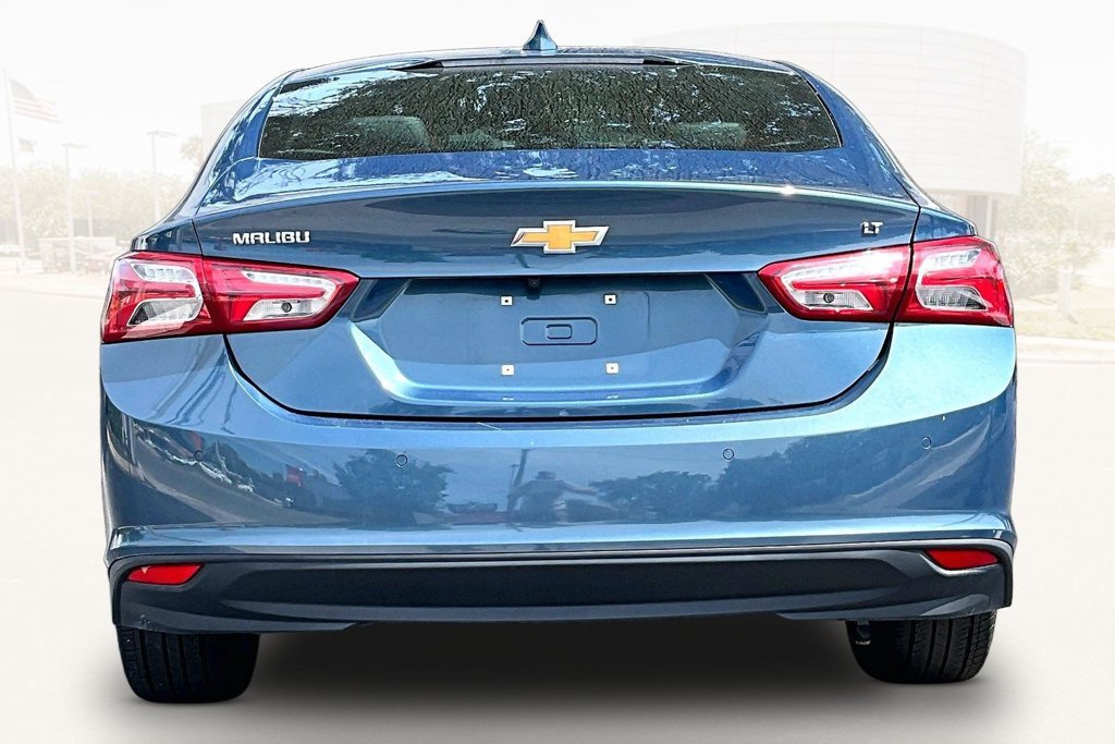 Used 2024 Chevrolet Malibu LT FWD image 5