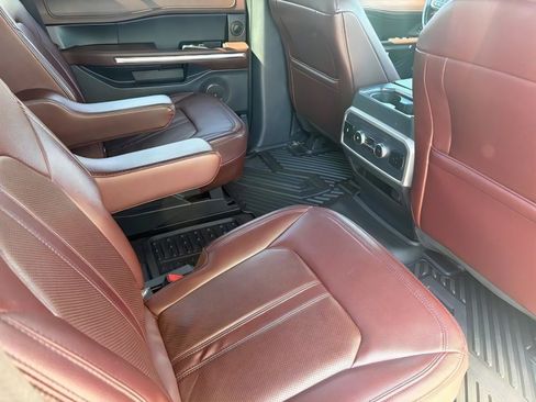 Used 2023 Ford Expedition Limited RWD image 24