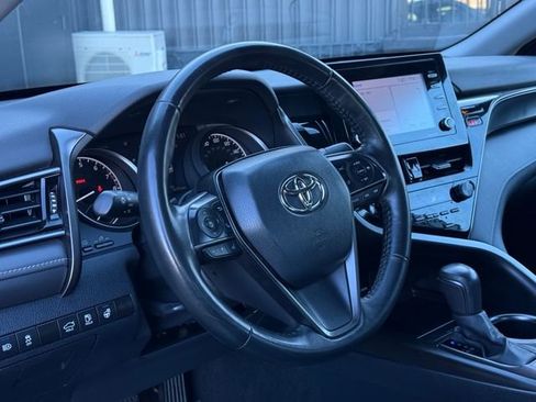 Used 2024 Toyota Camry SE image 26