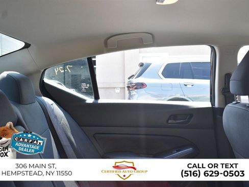 Used 2025 Nissan Altima 2.5 SV FWD image 25