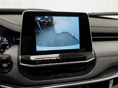 New 2026 Jeep Compass Latitude image 22