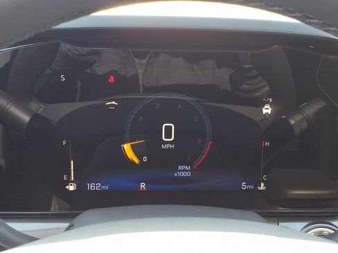 New 2026 Chevrolet Trax ACTIV w/ Sunroof Package FWD image 24