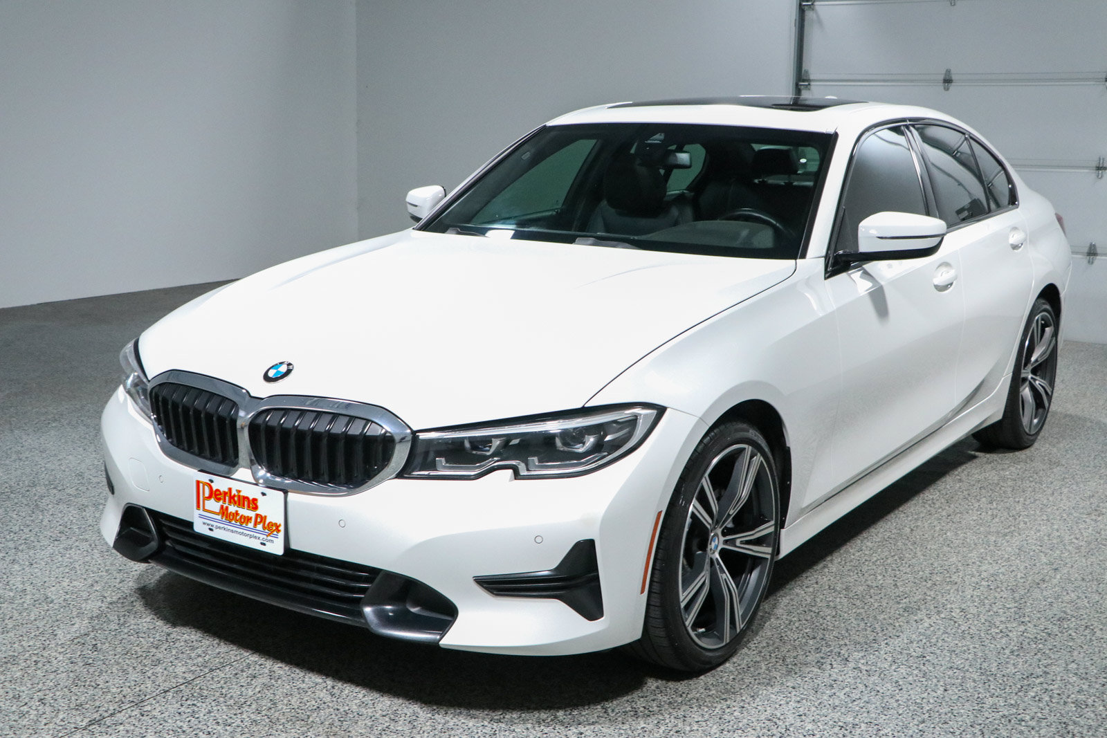 Used 2022 BMW 330i Sedan w/ Convenience Package RWD image 30