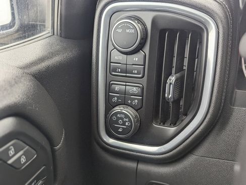 Used 2022 Chevrolet Silverado 1500 LTZ image 29