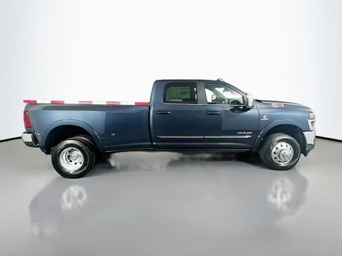 New 2025 RAM 3500 Limited image 8