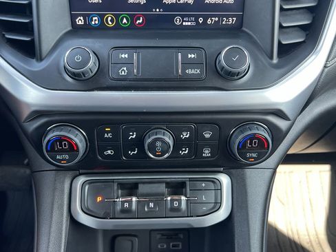 Used 2023 GMC Acadia SLT w/ LPO, Floor Liner Package image 24