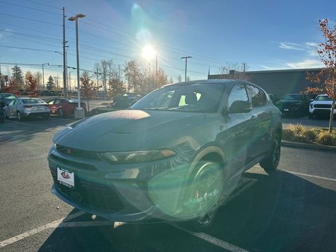 Used 2024 Dodge Hornet GT image 7