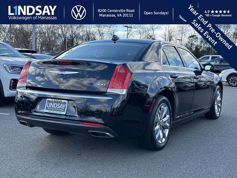 Used 2015 Chrysler 300 Limited w/ 300 Premium Group image 3