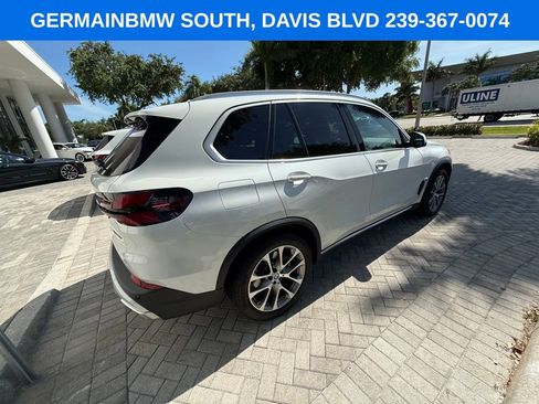 Certified 2024 BMW X5 sDrive40i w/ Premium Package RWD image 10