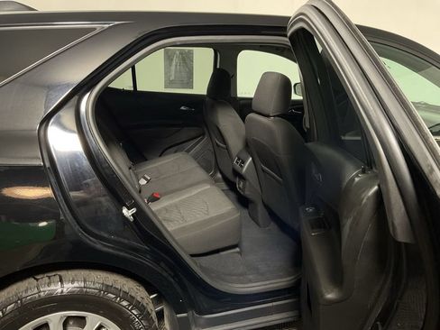 Used 2021 Chevrolet Equinox LT AWD/4WD image 34