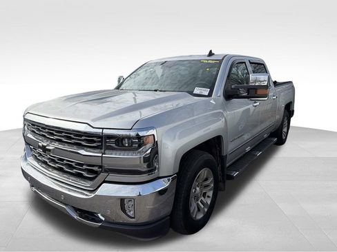 Used 2017 Chevrolet Silverado 1500 LTZ w/ LTZ Plus Package image 5