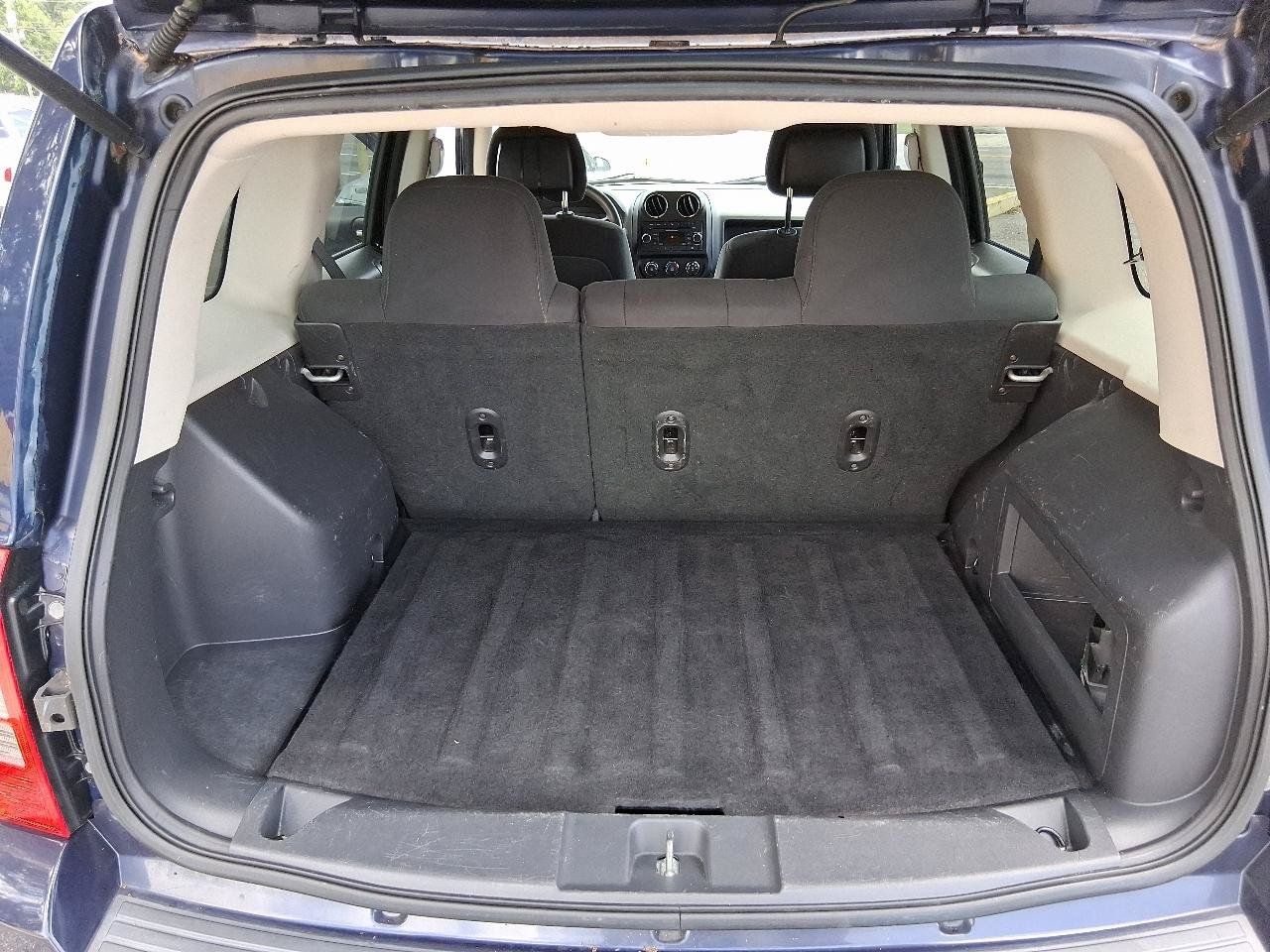 Used 2014 Jeep Patriot Sport FWD image 11