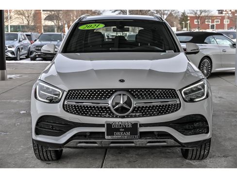 Certified 2021 Mercedes-Benz GLC 300 4MATIC image 4