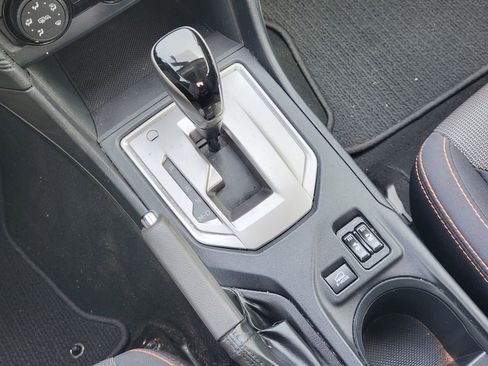 Used 2018 Subaru Crosstrek 2.0i Premium w/ Moonroof Package image 22