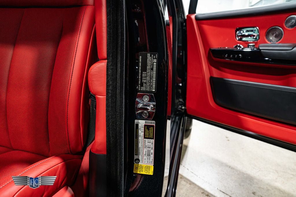 Used 2020 Rolls-Royce Phantom Extended Wheelbase RWD image 33