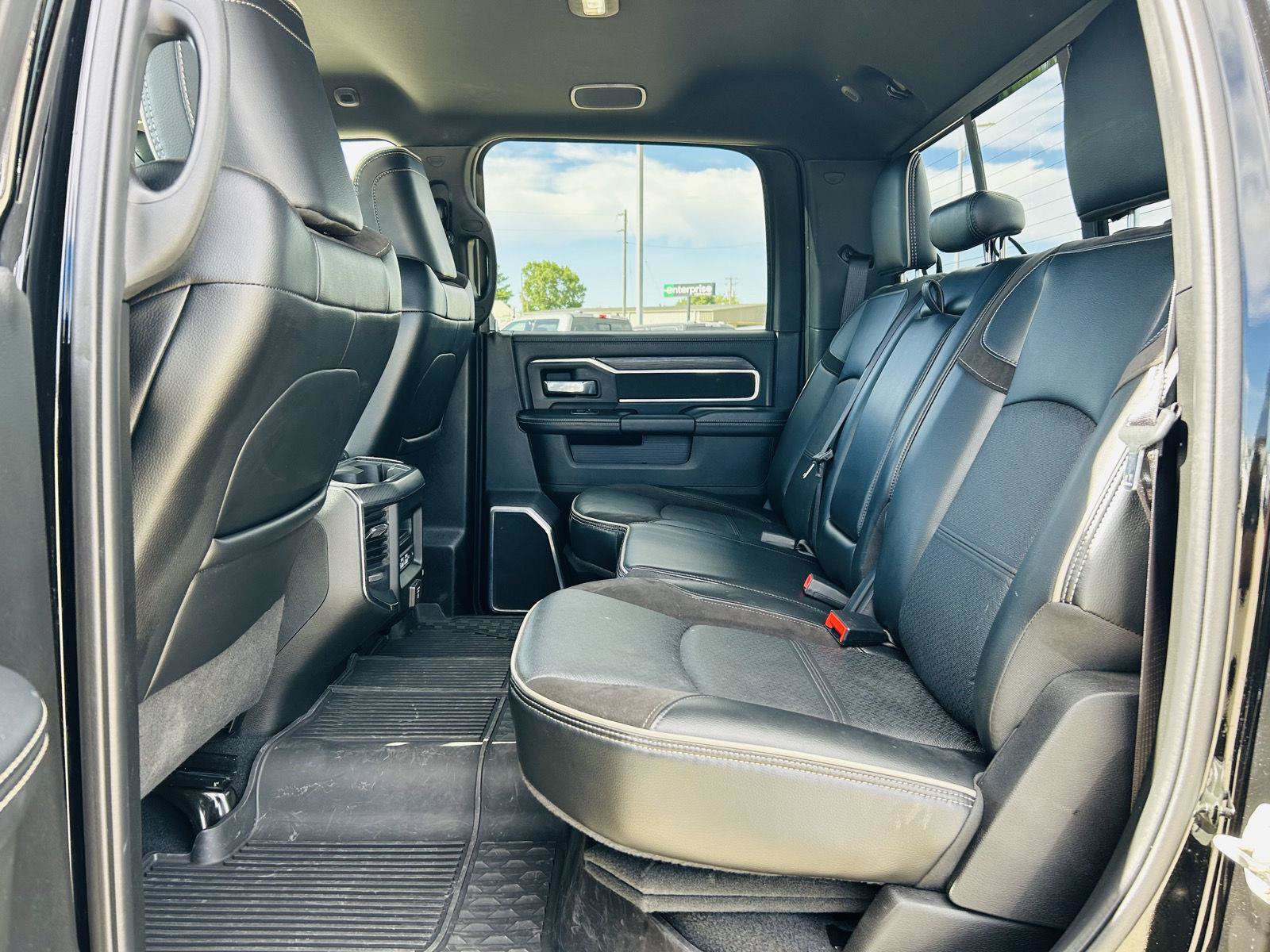 Used 2024 RAM 3500 Laramie w/ Night Edition AWD/4WD image 32