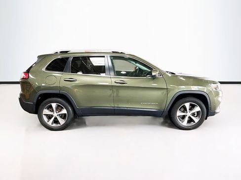 Used 2021 Jeep Cherokee Limited AWD/4WD image 5