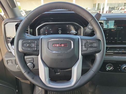 Used 2023 GMC Sierra 1500 Elevation AWD/4WD image 19