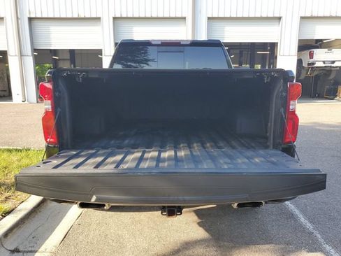 Used 2021 Chevrolet Silverado 1500 LT Trail Boss w/ Convenience Package II AWD/4WD image 10