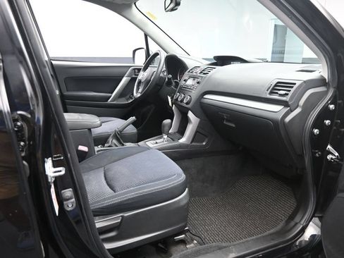 Used 2015 Subaru Forester 2.5i Premium w/ All-Weather Package AWD/4WD image 27