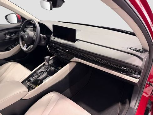 Used 2023 Honda Accord Touring image 25