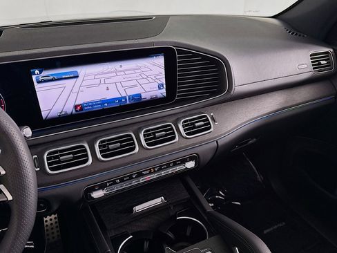 New 2026 Mercedes-Benz GLS 580 4MATIC image 20