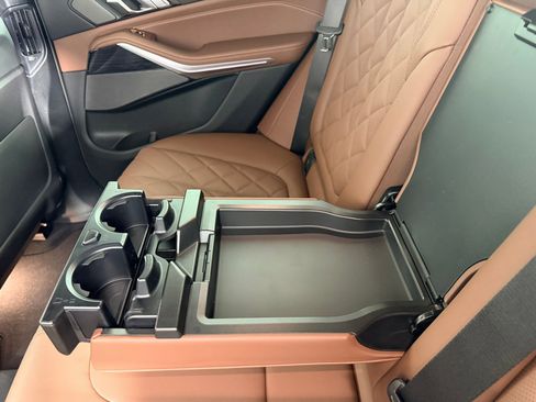 New 2026 BMW X5 xDrive40i w/ M Sport Package image 22