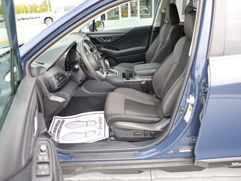 Certified 2025 Subaru Outback Premium AWD/4WD image 16