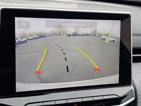 Used 2024 Jeep Compass Sport image 8