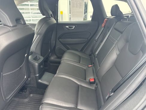 Used 2021 Volvo XC60 T8 Inscription w/ Advanced Package AWD/4WD image 10