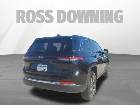 Used 2023 Jeep Grand Cherokee 4WD 4xe w/ Luxury Tech Group II image 4