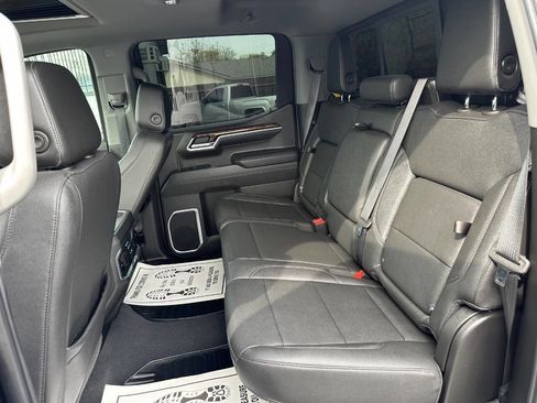 Used 2022 GMC Sierra 1500 Elevation w/ Elevation Premium Package image 23