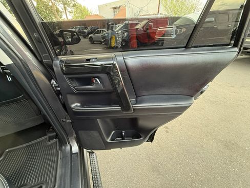 Used 2016 Toyota 4Runner SR5 Premium AWD/4WD image 43