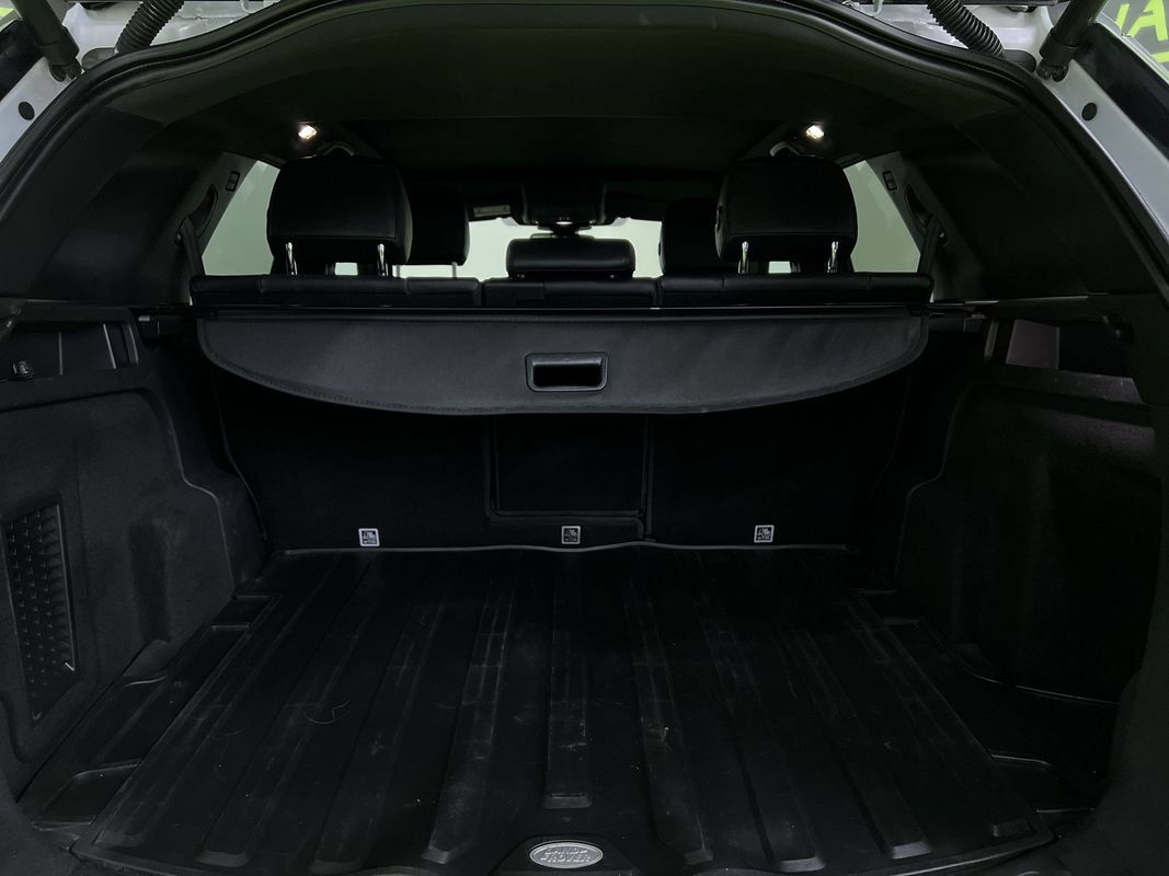 Used 2018 Land Rover Discovery Sport HSE Luxury AWD/4WD image 28