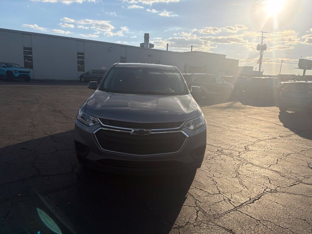 Used 2018 Chevrolet Traverse LS FWD image 3