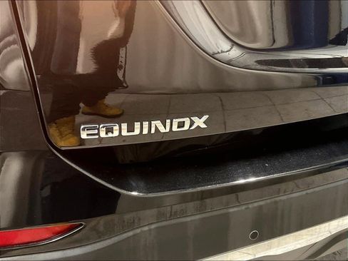 Used 2023 Chevrolet Equinox LT image 28