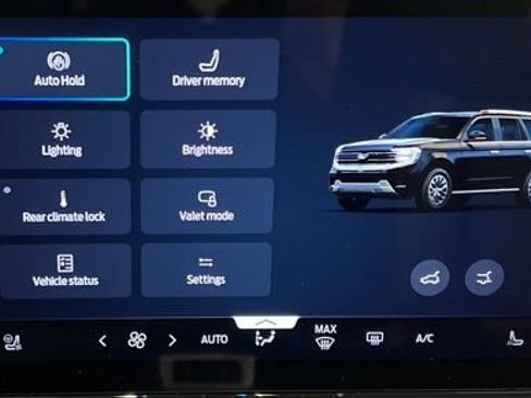 Used 2025 Ford Expedition Platinum AWD/4WD image 34