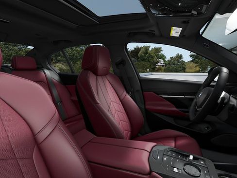 Used 2025 BMW 530i 530i image 38