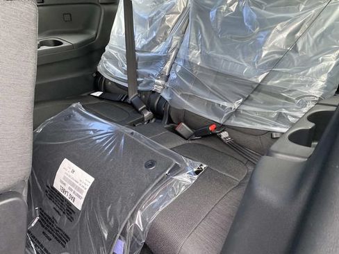 New 2026 Honda Pilot Sport image 9